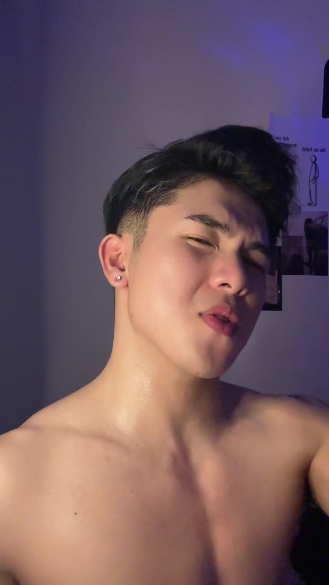 @๐พ๐ง๐๐จ๐_๐ก๐๐ญ