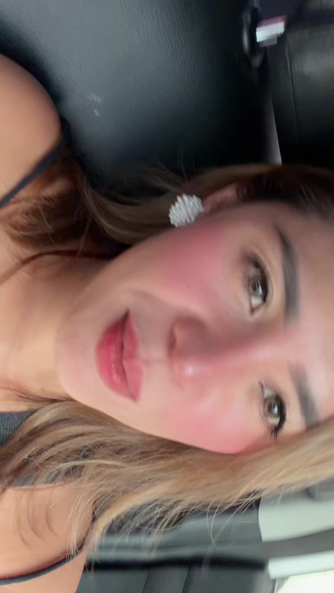 @Loraaaai 🌷