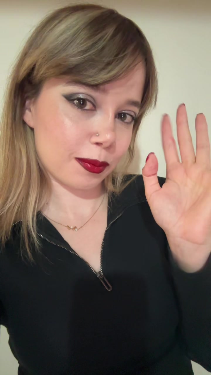 @lostinreveriess