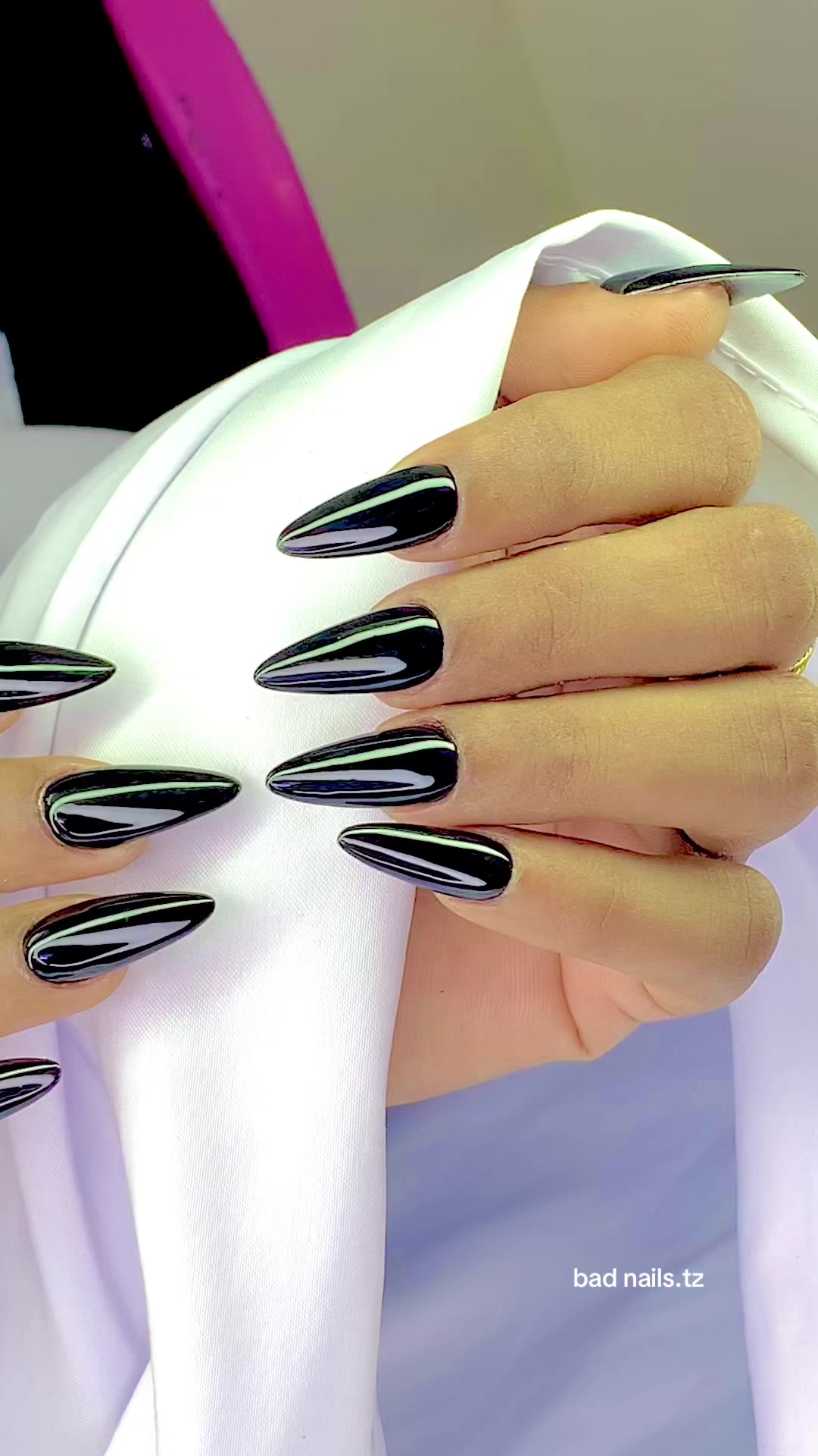 @bad_nails.tz