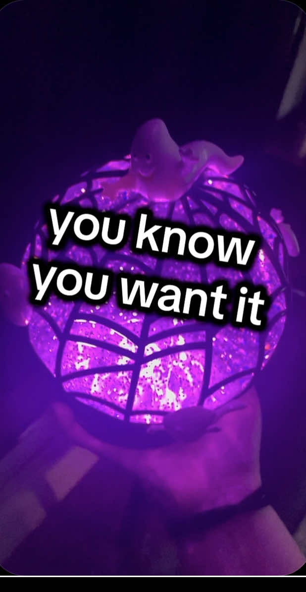 @BethLovesHorror