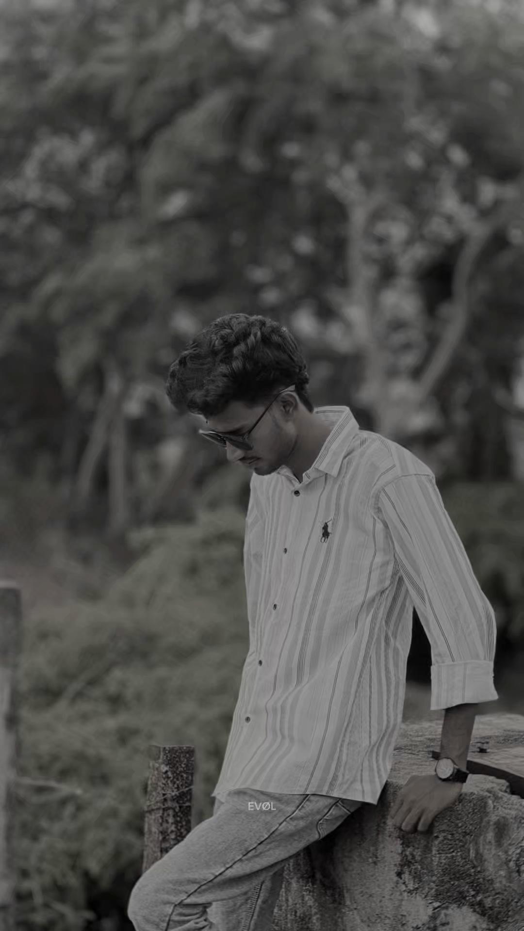 @𝑩𝒍𝒂𝒄𝒌 𝑩𝒆𝒓𝒓𝒚 🖤
