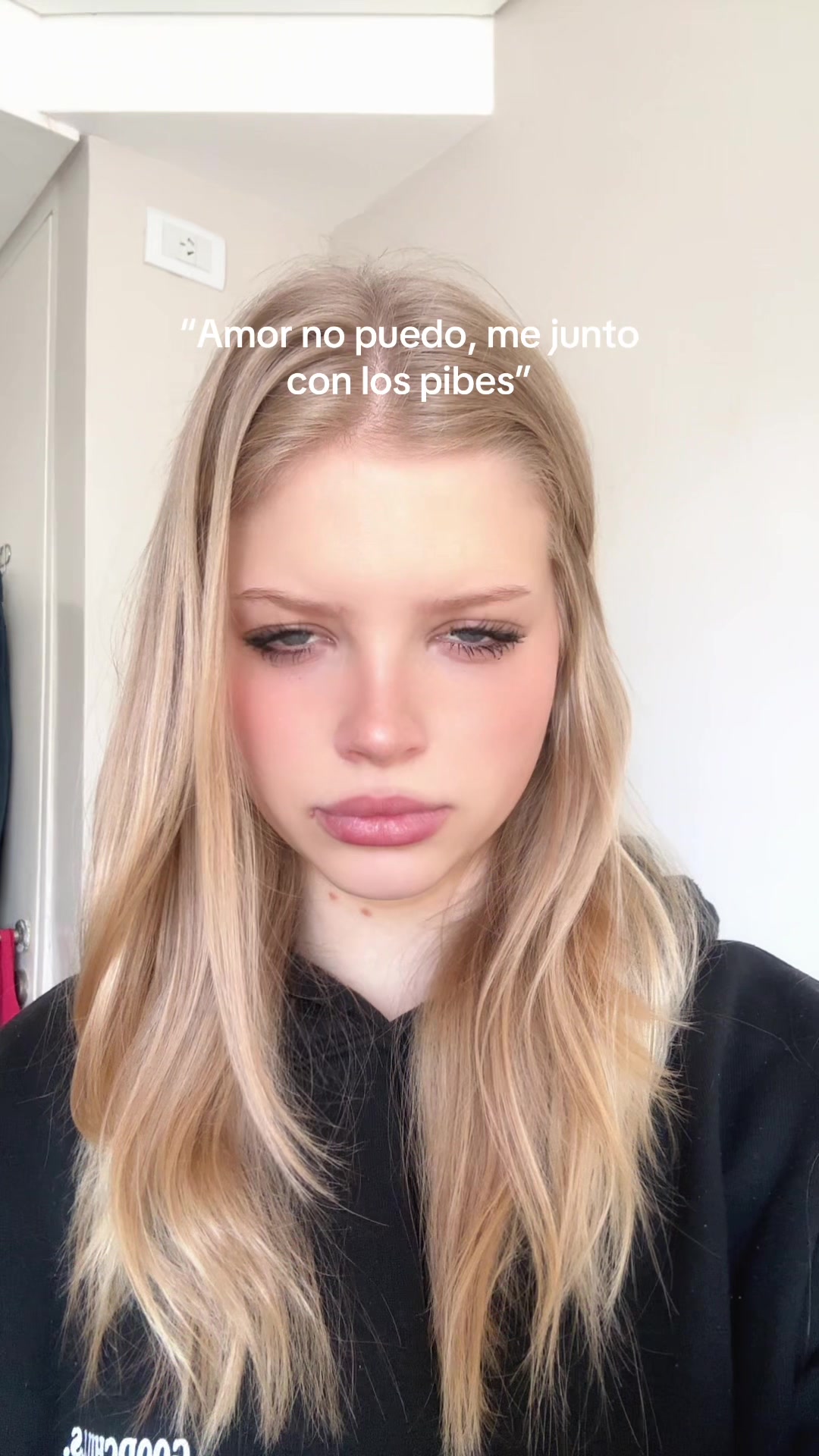 @Camila