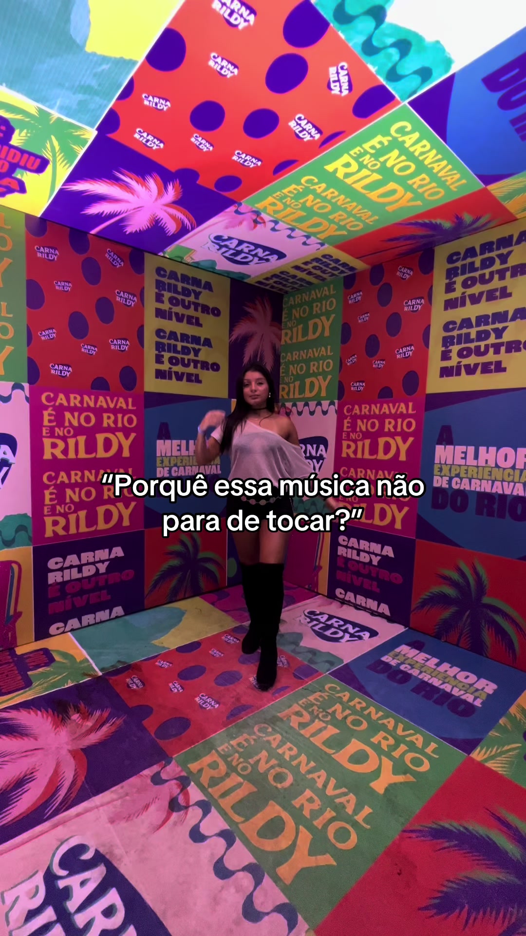 @Larinha💨