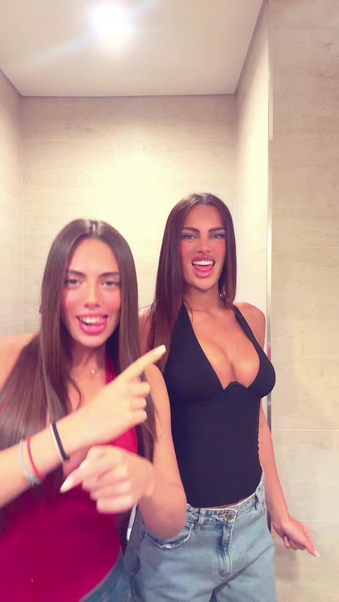 @Kiki