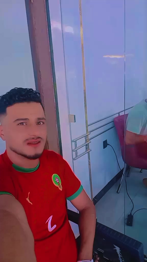 @عثمان حارس