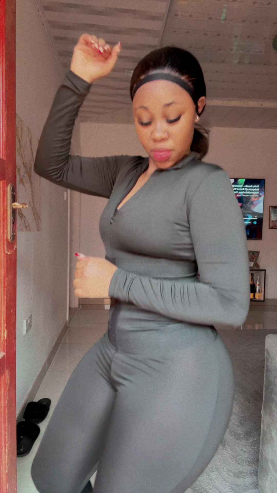 @Natash N Tshimakoko 👸🇧🇼