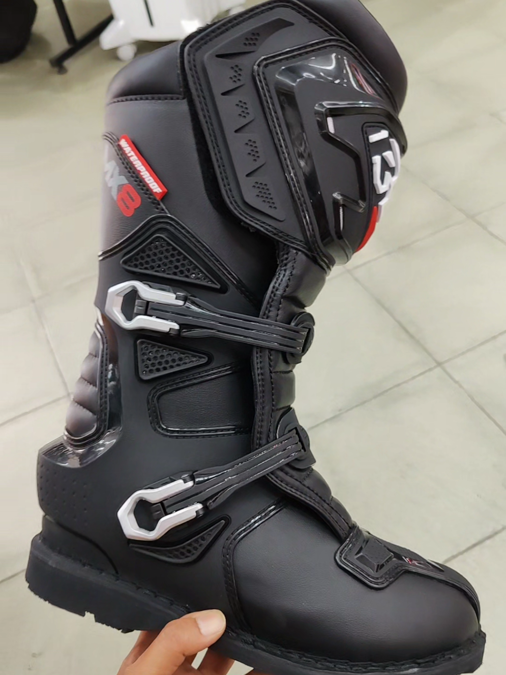 @Om Trading Helmet Shop
