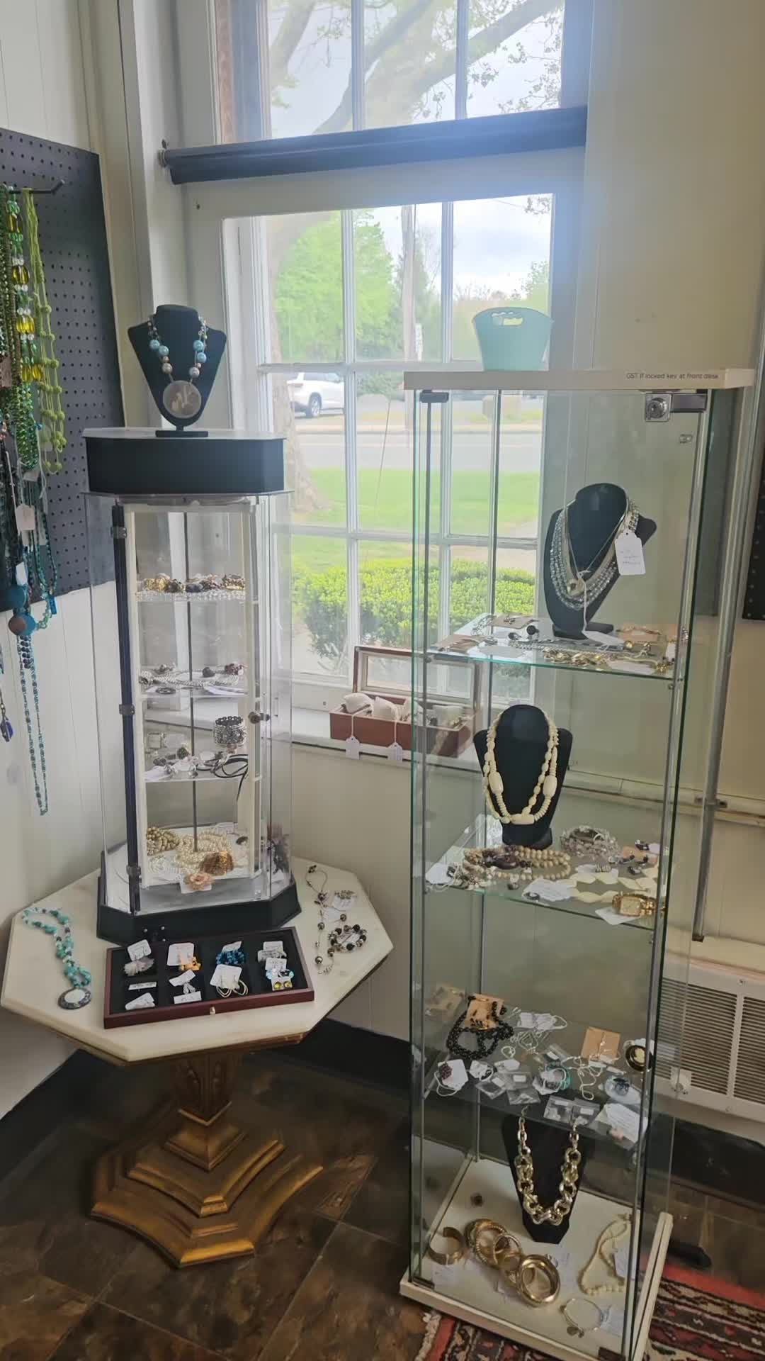 @Gold Star Treasures