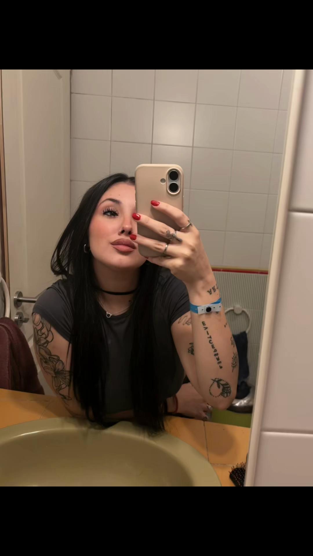 @valenpagella