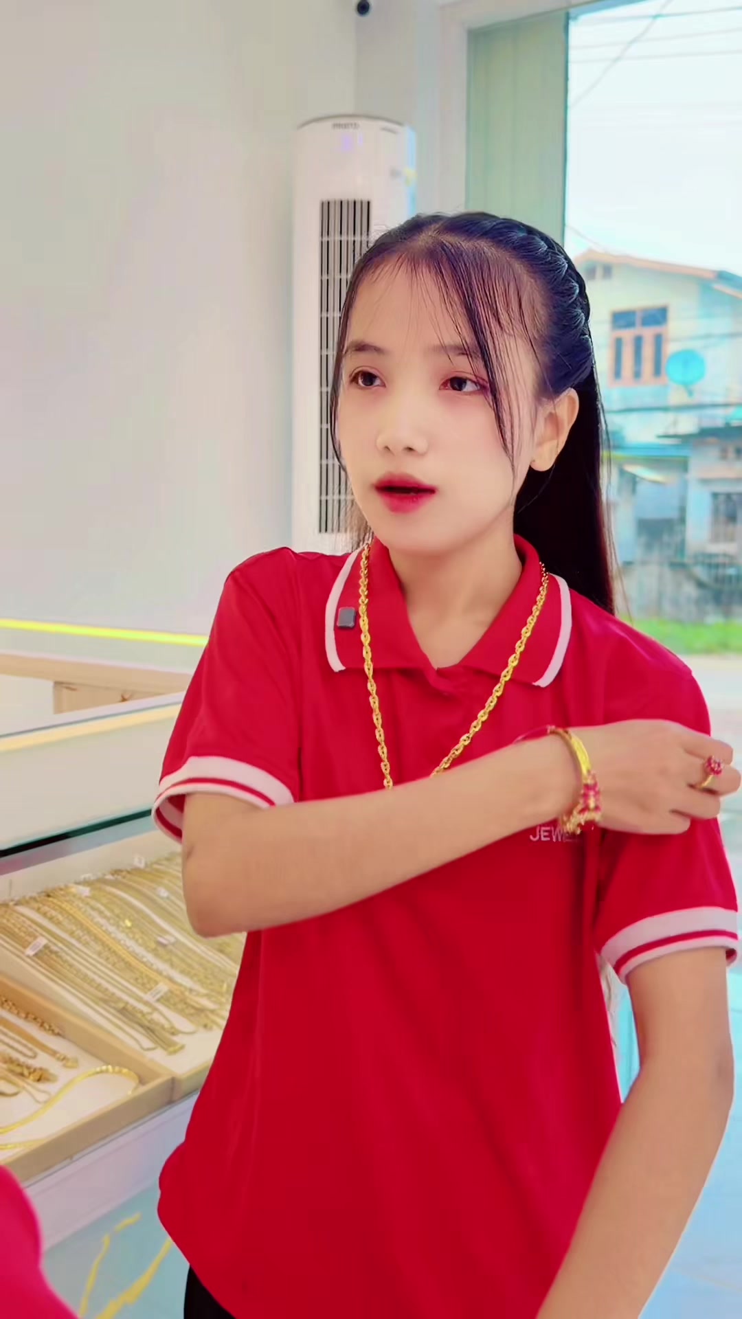 @Sandiရွှေအစားထိုးလက်ဝတ်ရတနာ