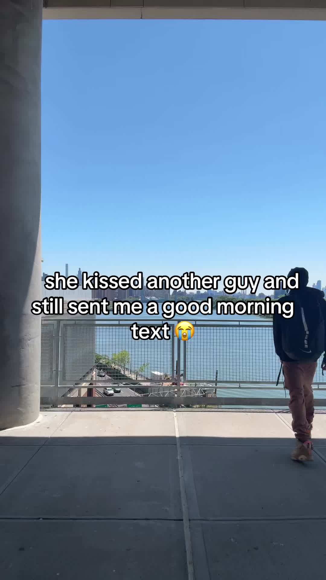 @derekyb