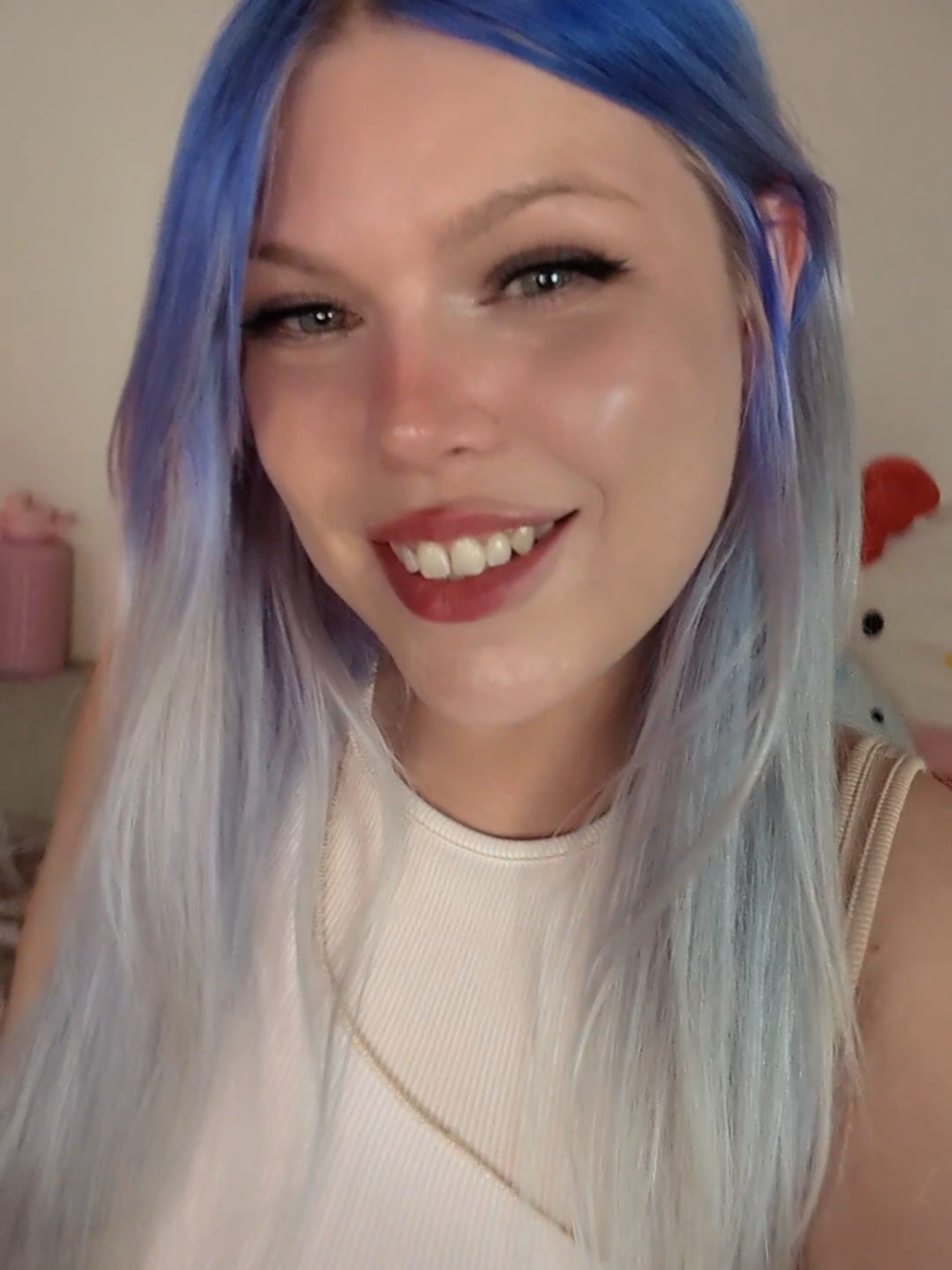 @irlWaifuGoddess