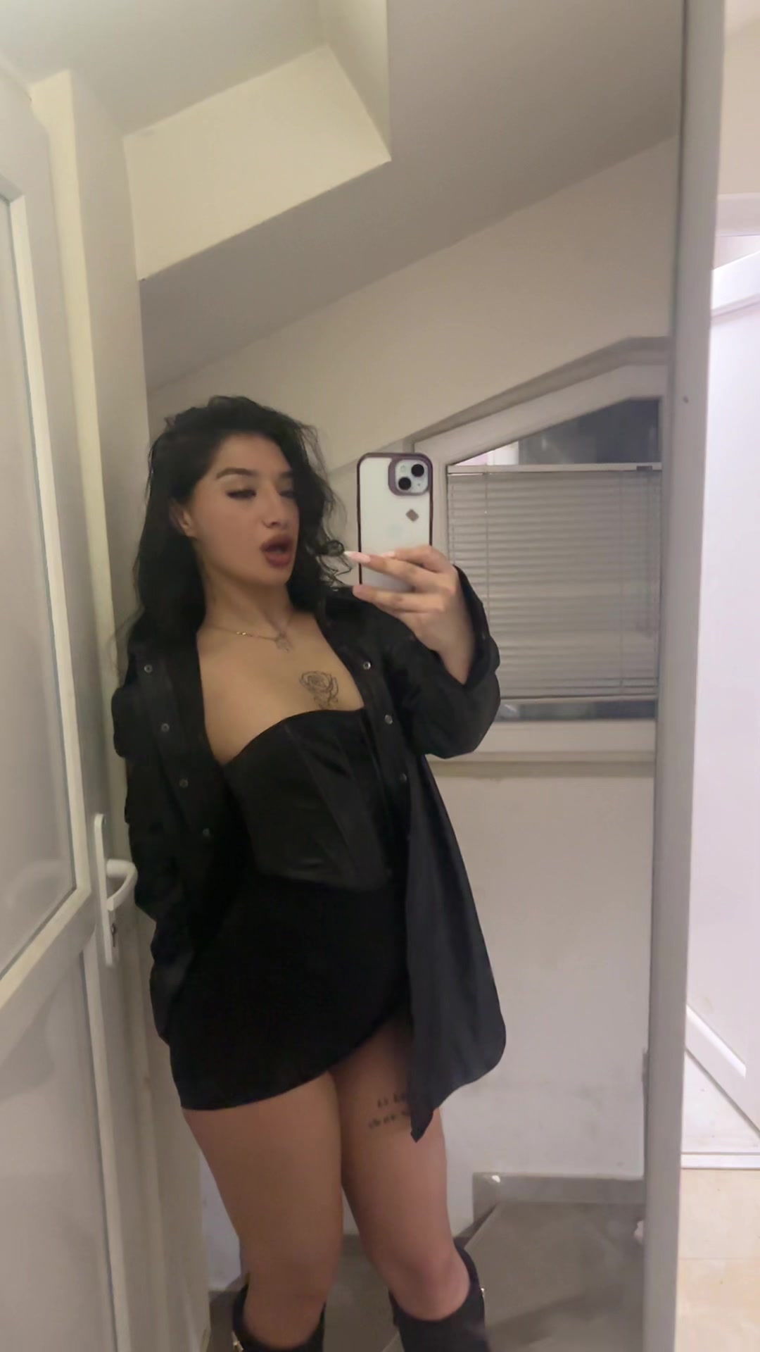 @🦋
