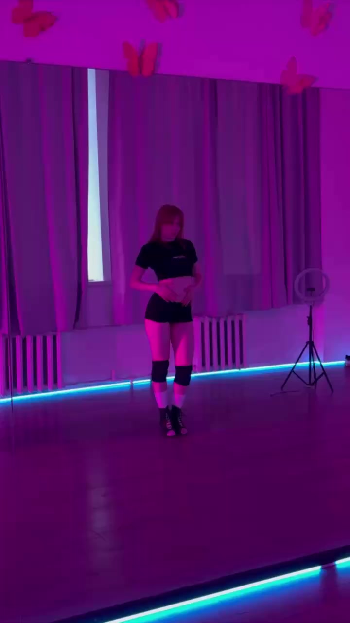 @VVS DANCE STUDIO