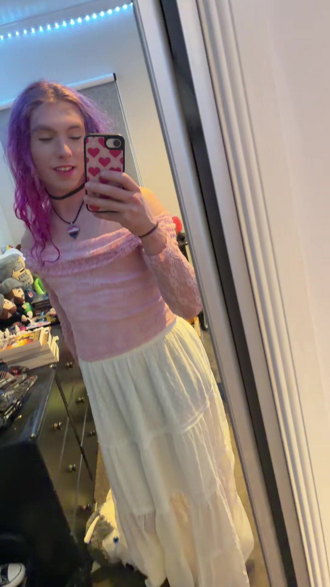 @Foxy_femboy