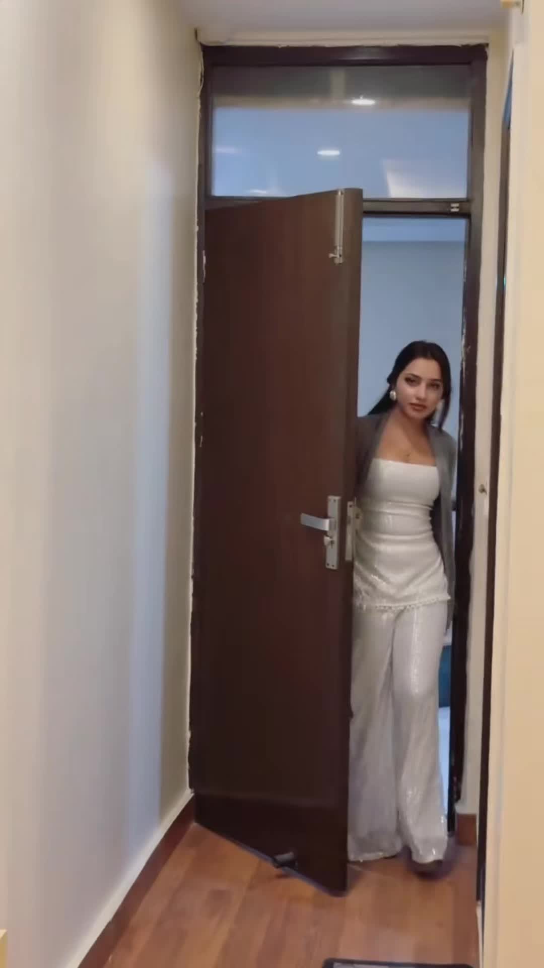 @Girl massage saudi