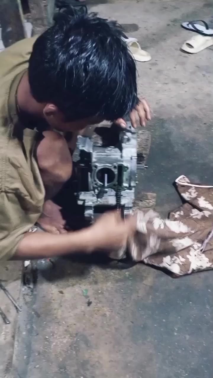 @hy