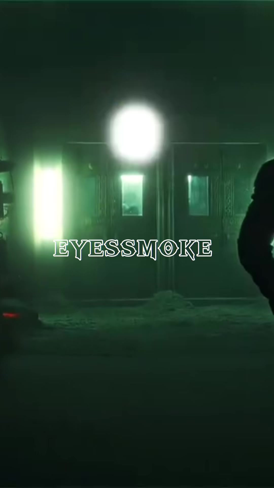 @eyessmoke