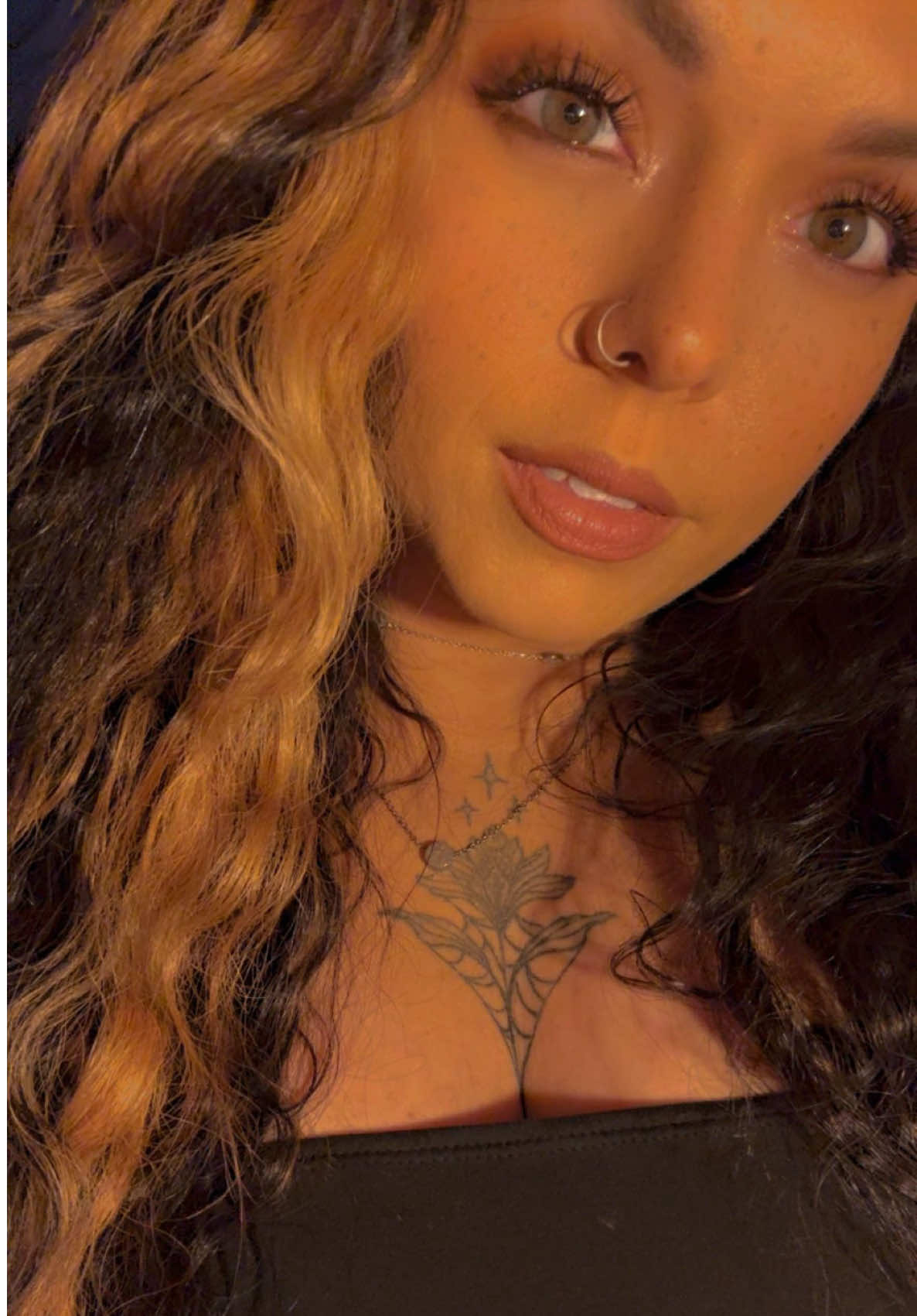 @Paula 🖤♠️