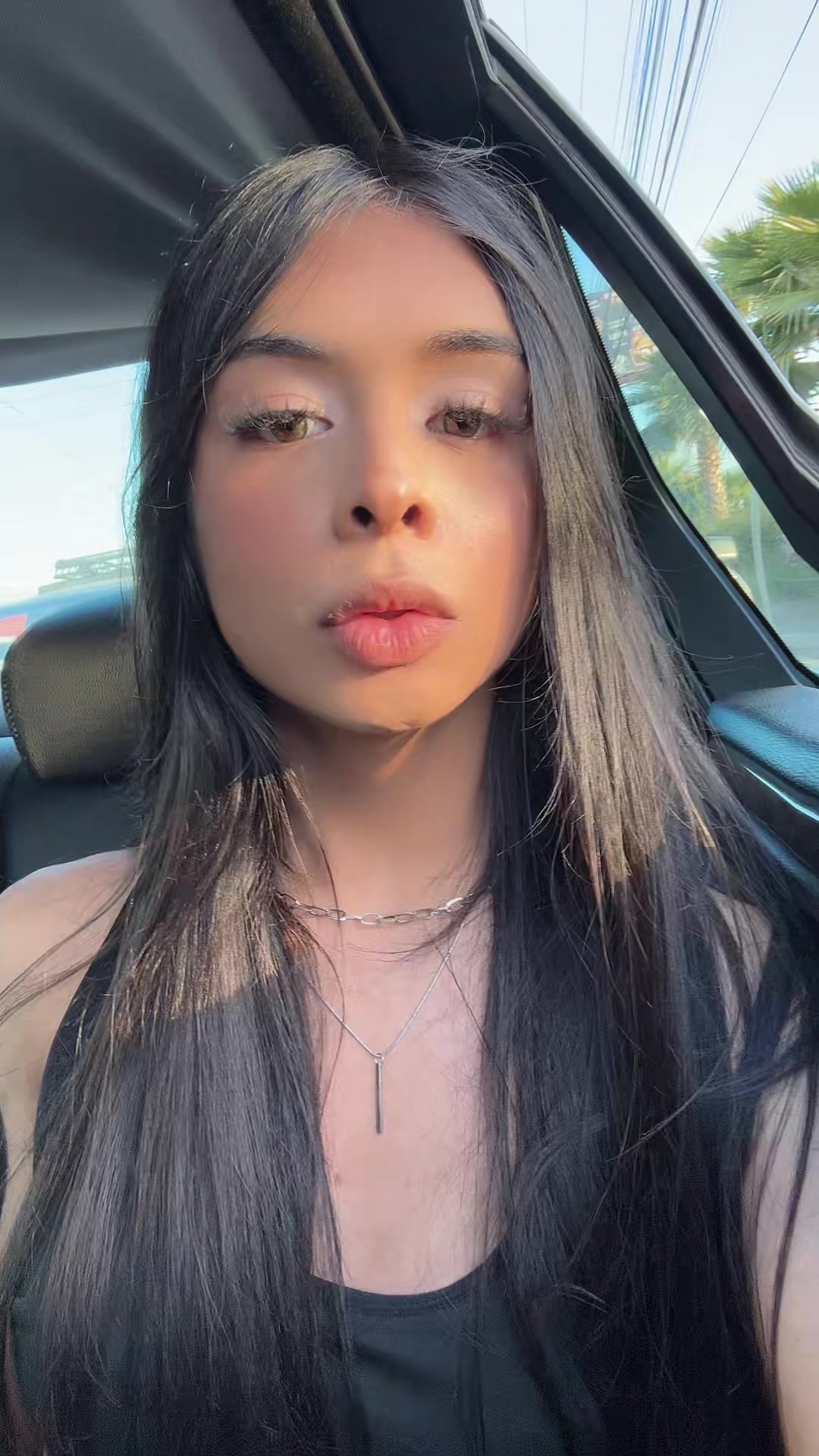 @Cami_
