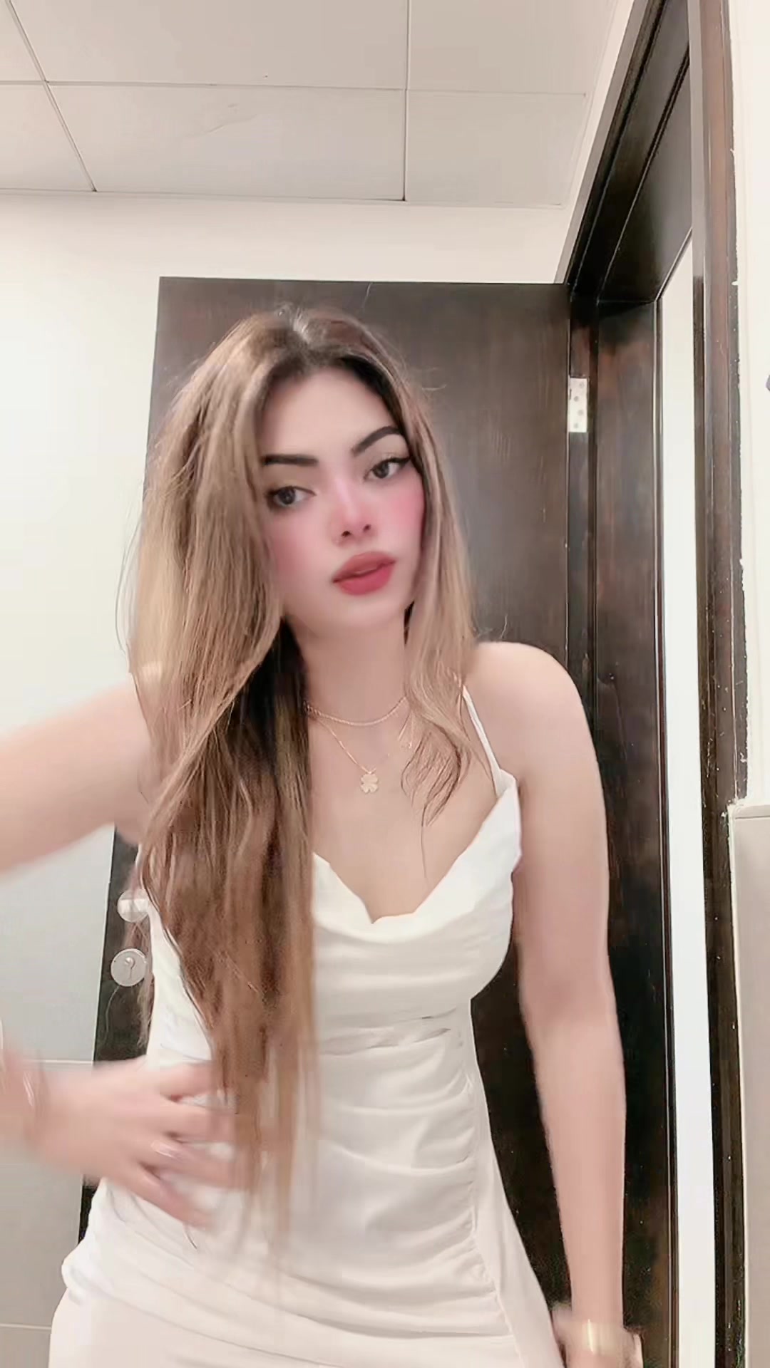 @Dua khan 🇵🇰🇦🇪