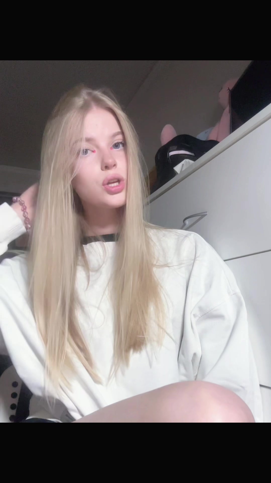 @анюта