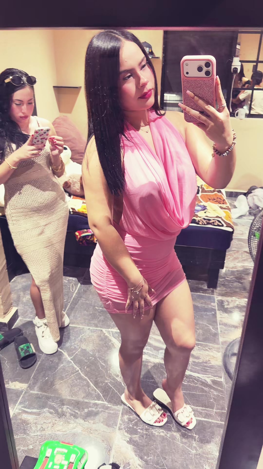 @alee.zh