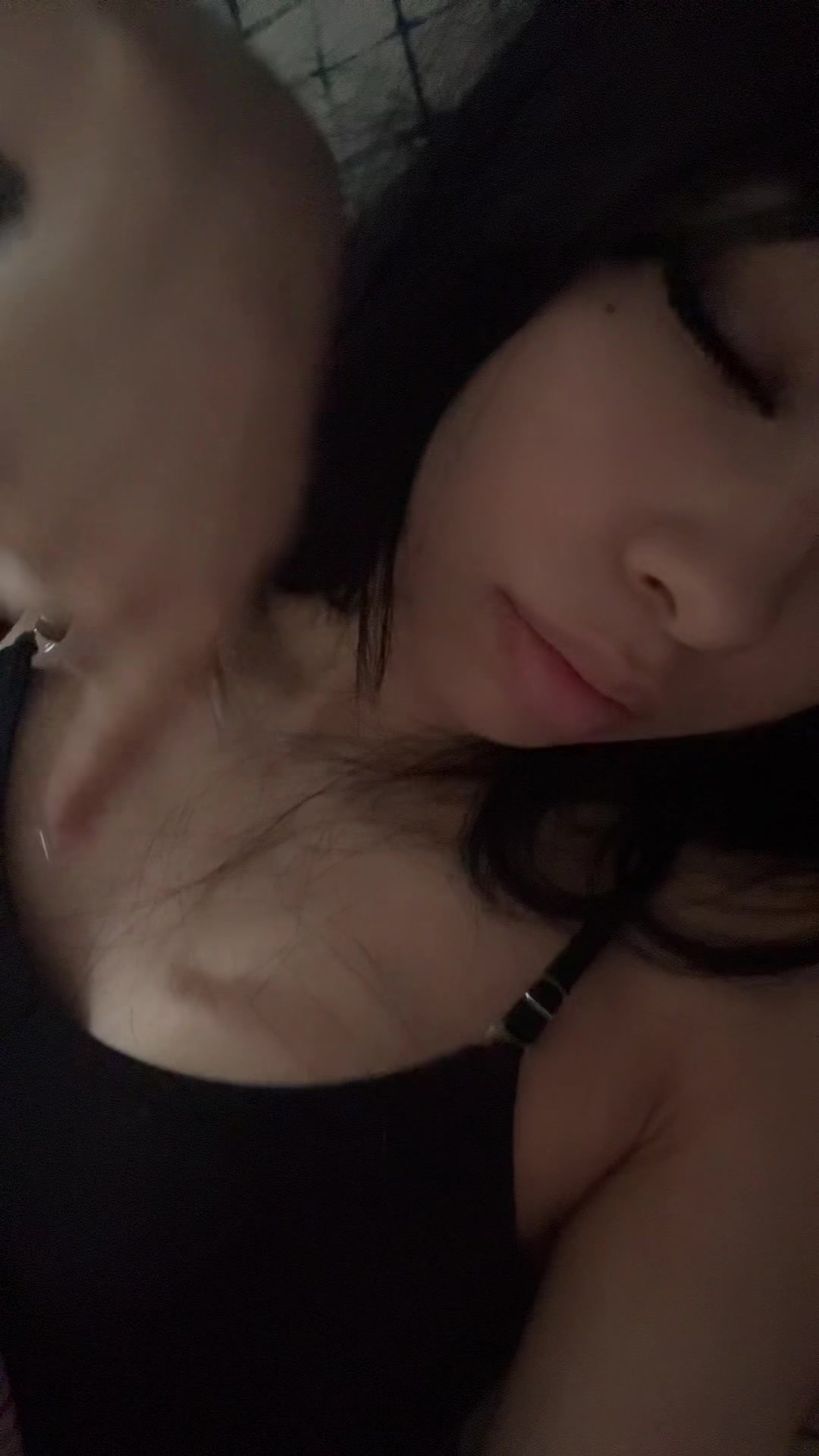 @️