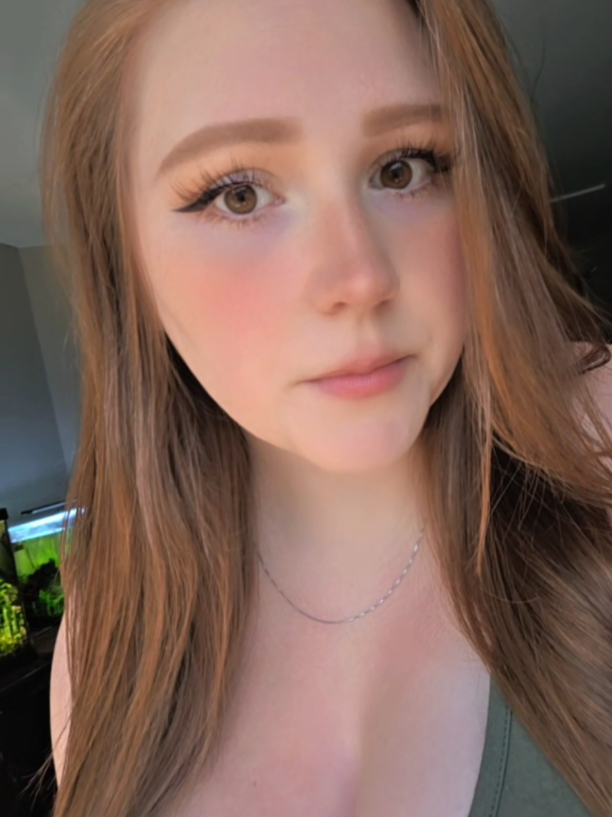 @Dee
