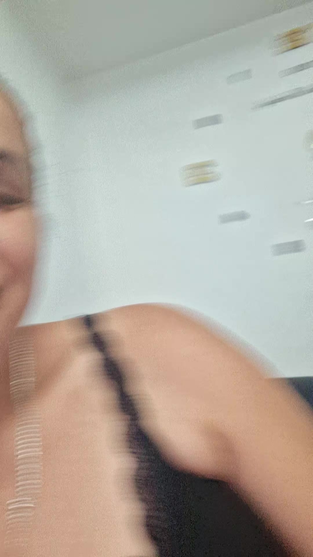 @rNina