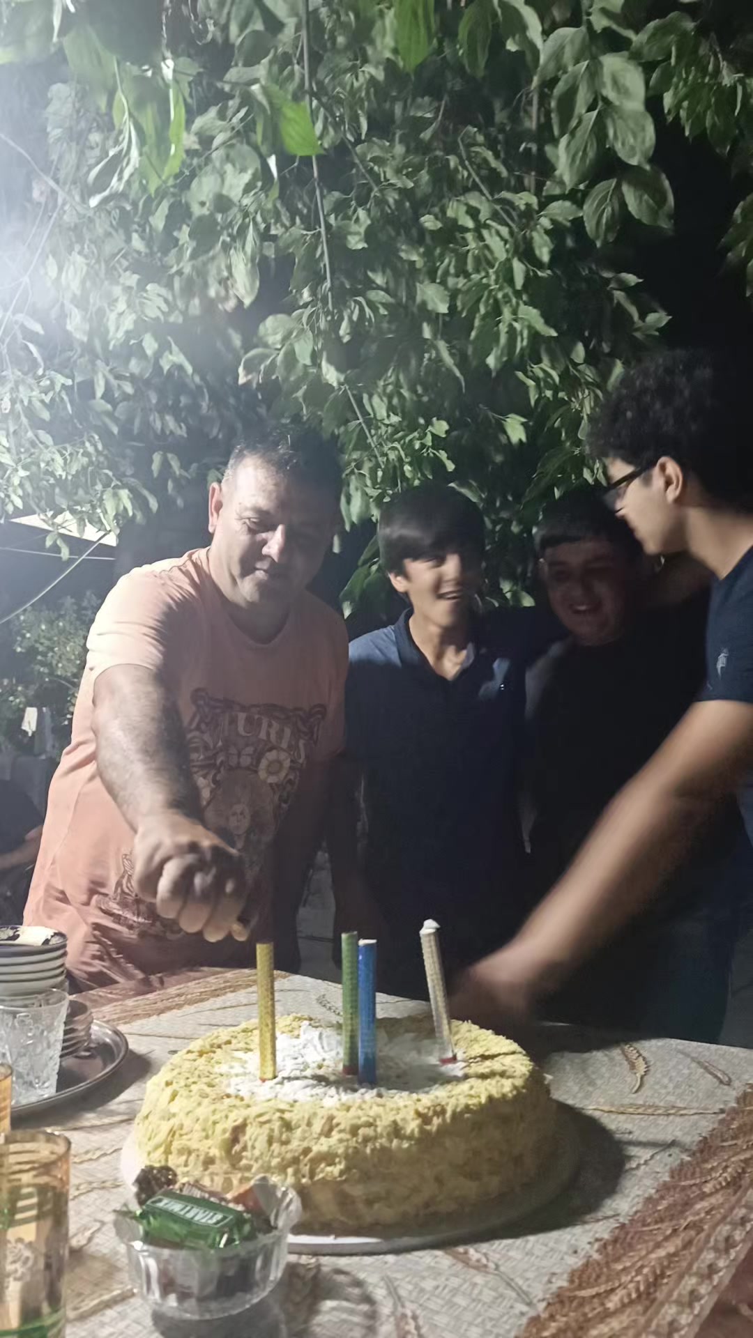 @l&uuml;t_Eşqin
