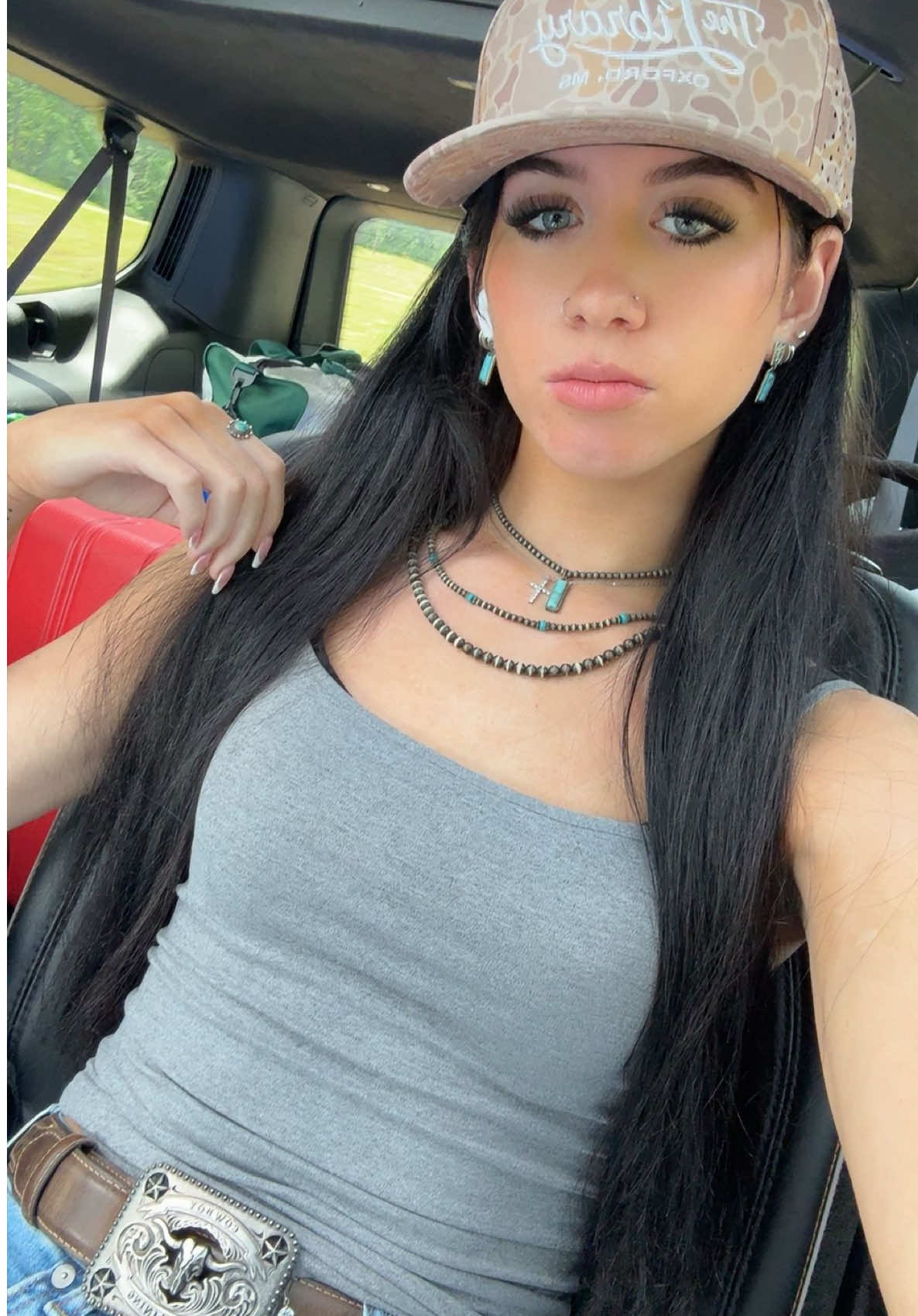 @_isobel_rose