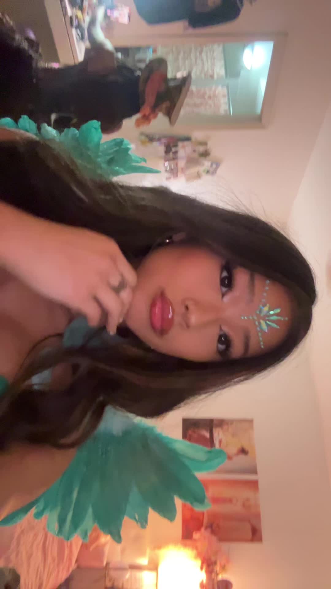 @eleanorhong