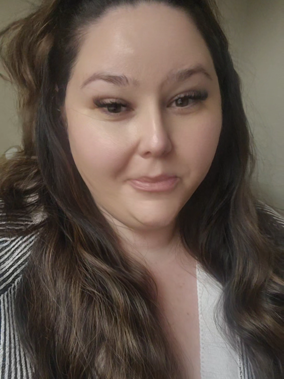 @looksandbooks