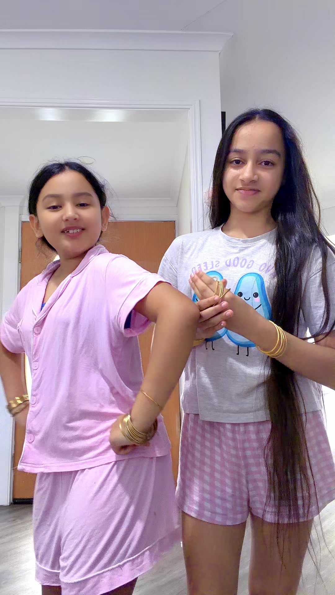 @⭐️Sandhusisters⭐️