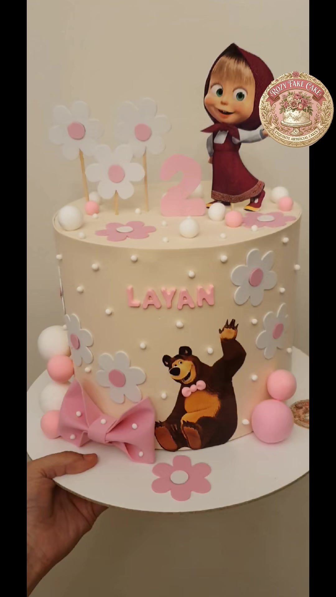 @Rozy Fake Cake📸📸