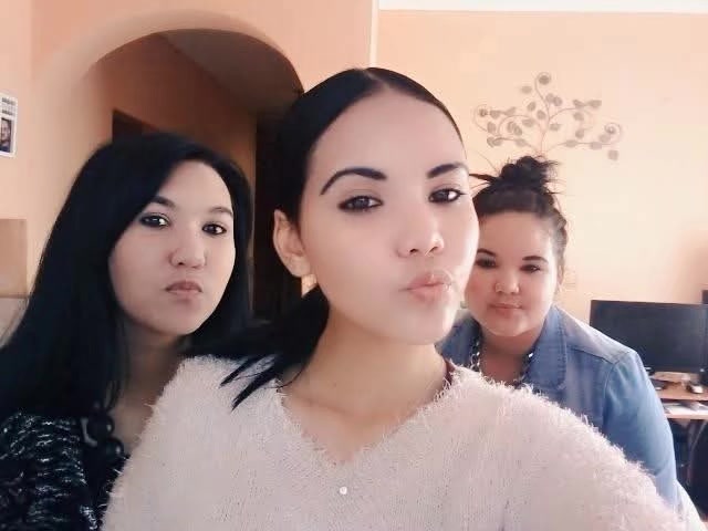@Rabakes 😎 family first