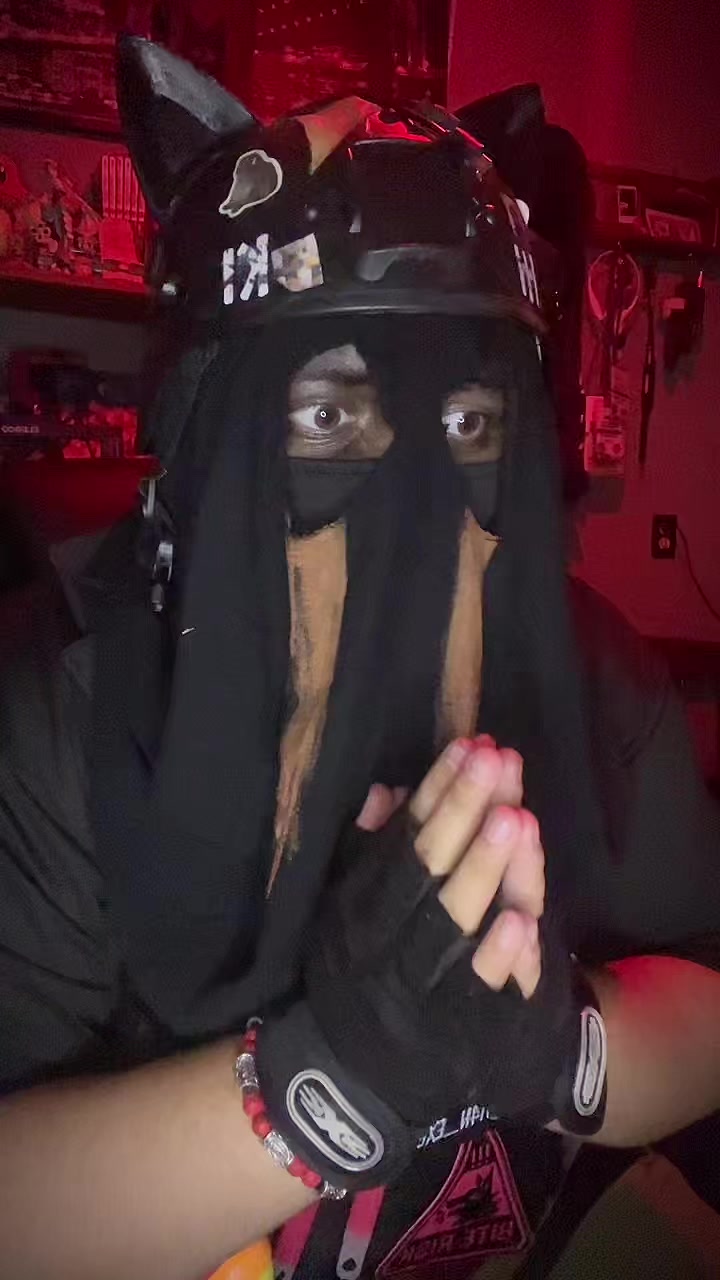 @Damii