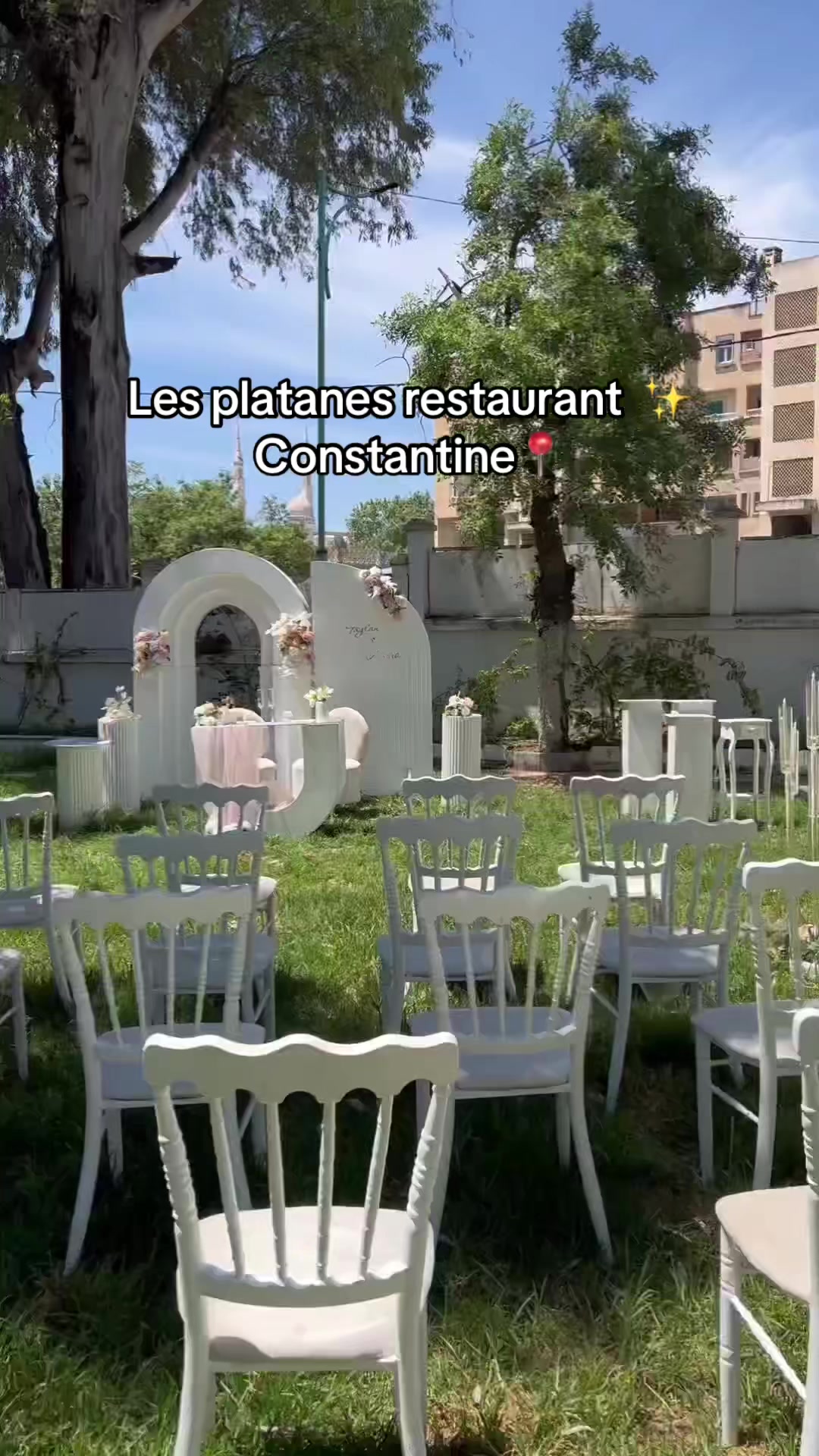 @restaurant les platanes