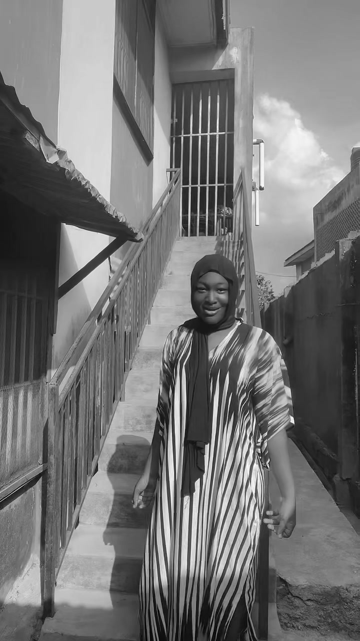 @FATHIAT🥳💯🌺🌸