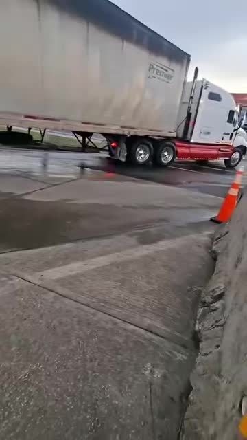 @Caribbean_Truckers
