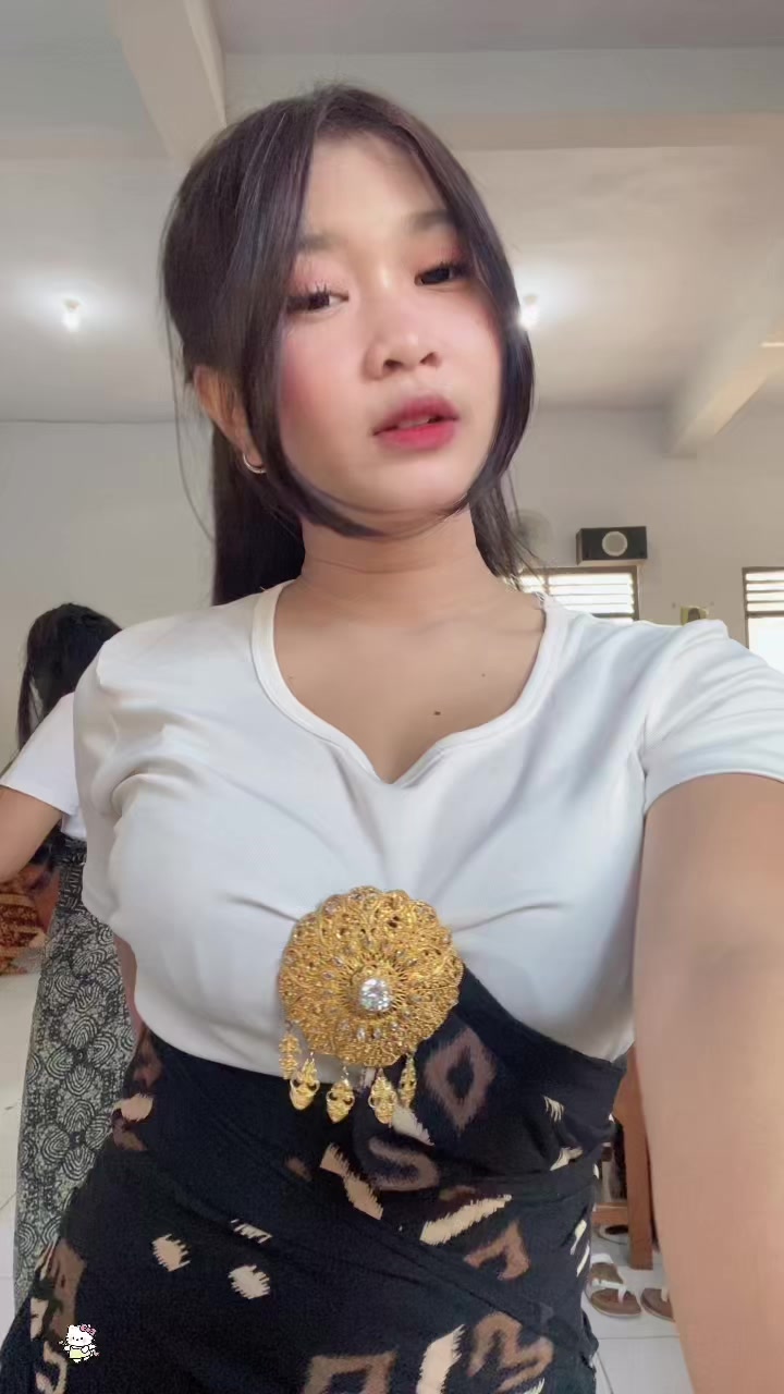 @aayuuavikaa