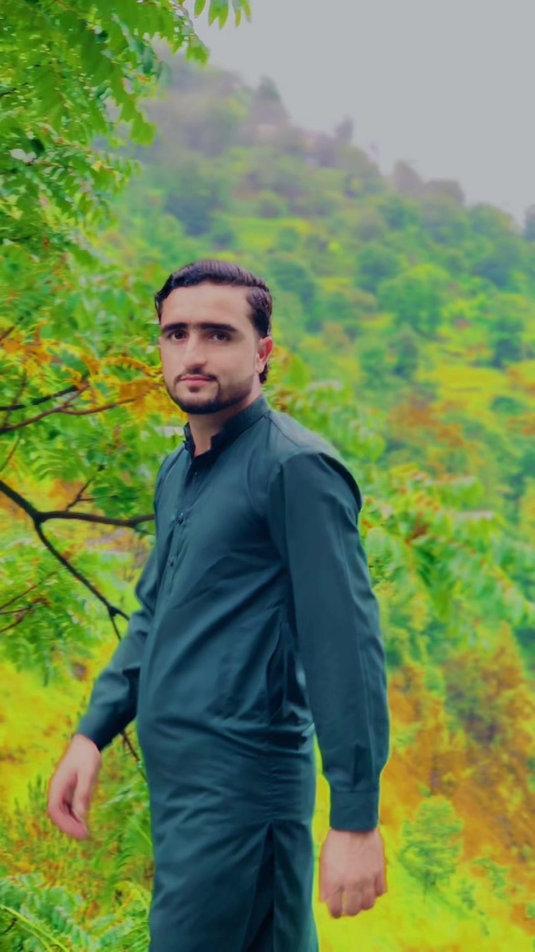 @Mr_ Zeeshan077