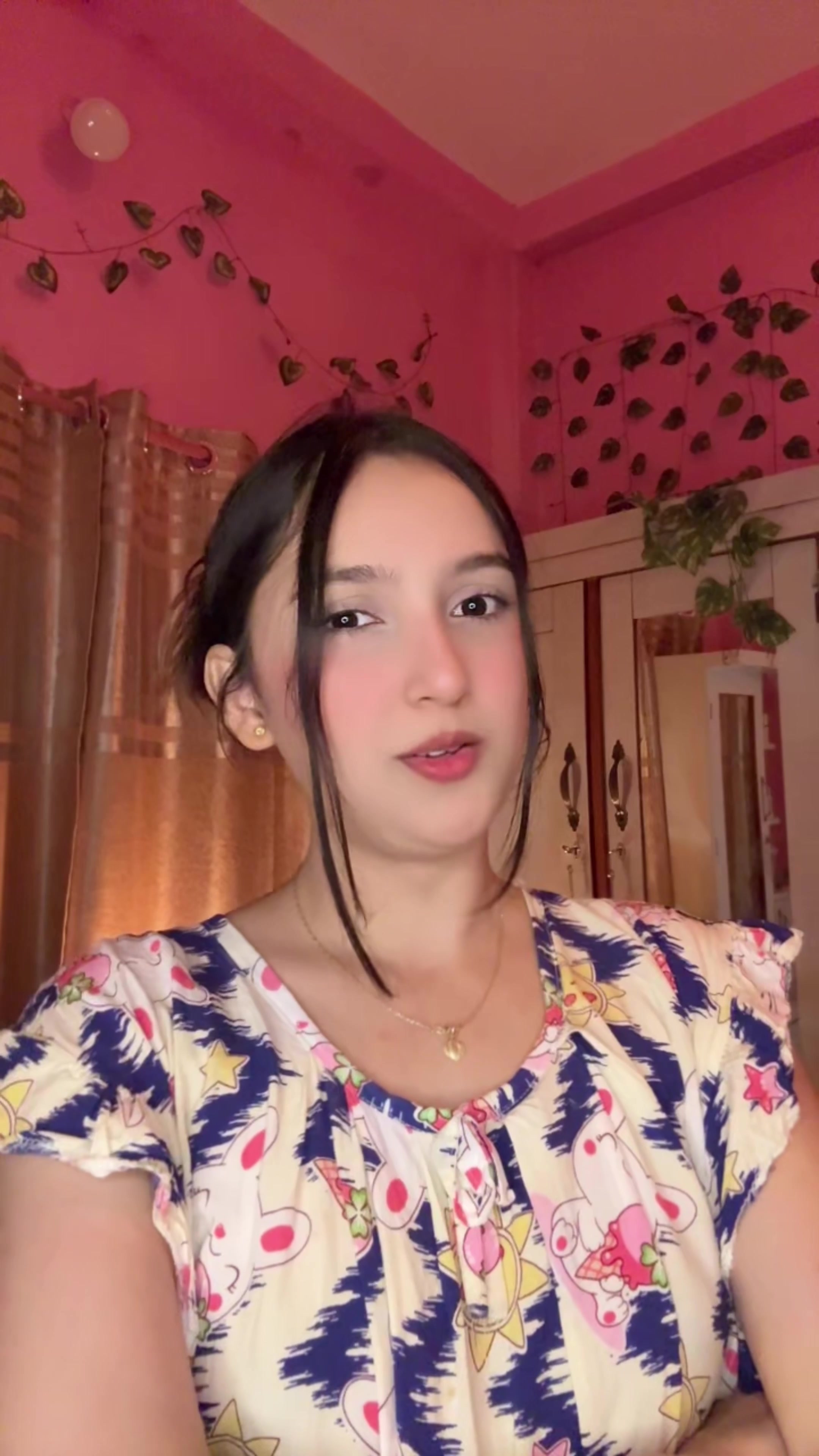 @lizakarki~