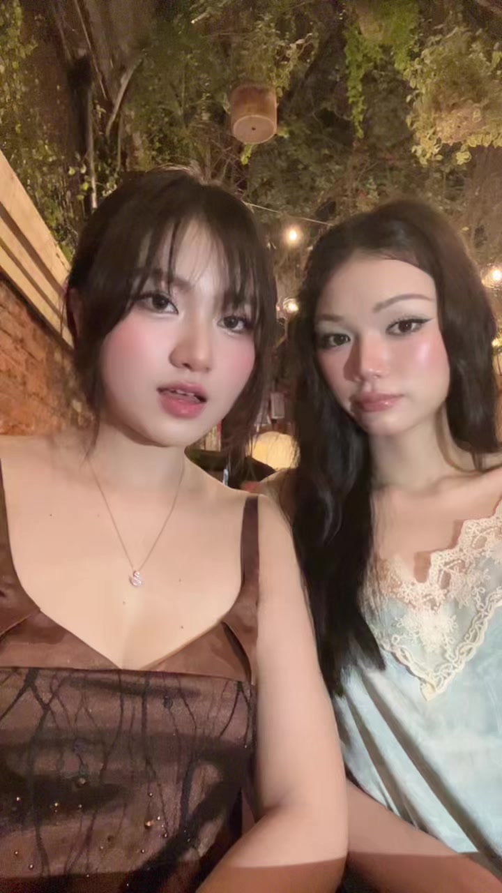 @Lily