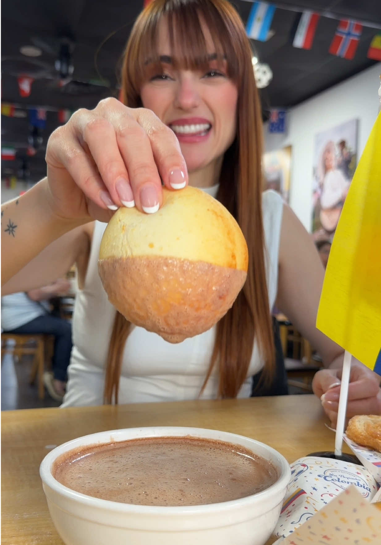 @LolaCarolaFood