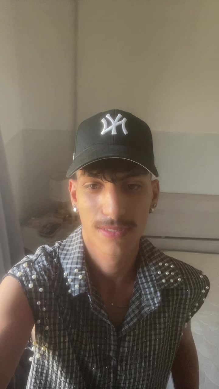 @Manueru