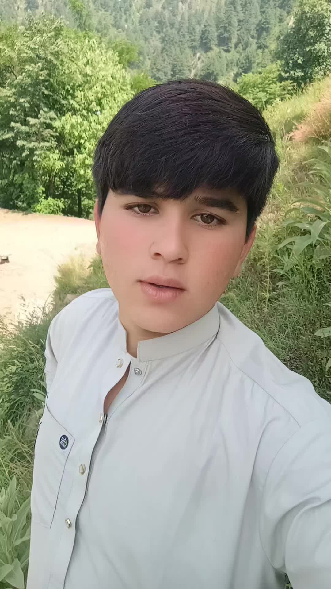 @{♤ÂśhŔaF♡Âĺì♧}