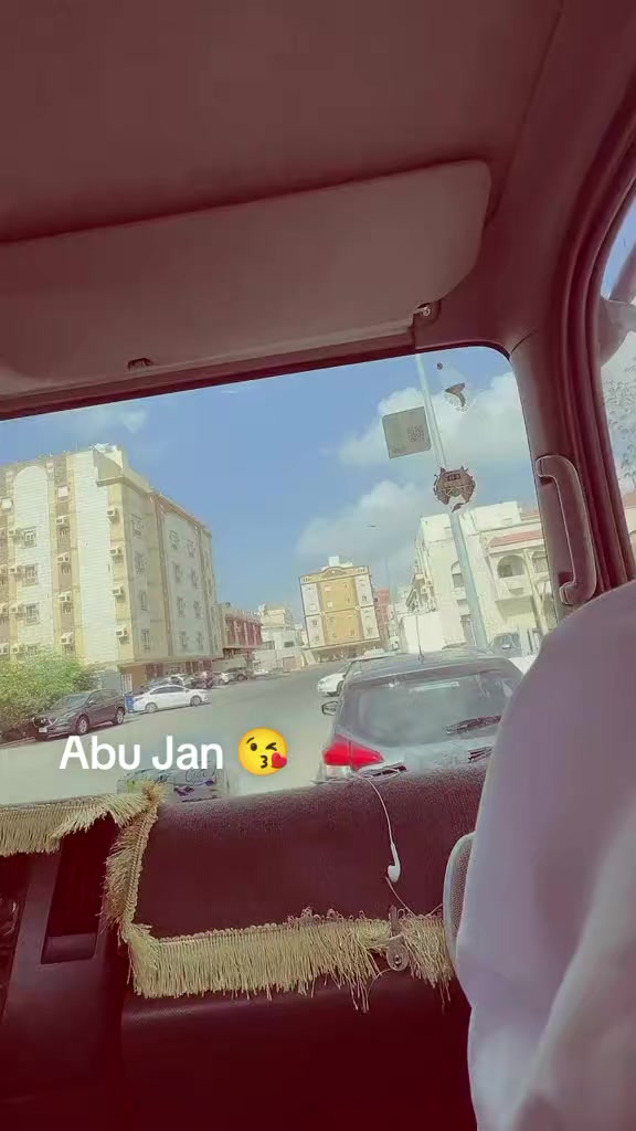@Khan😘